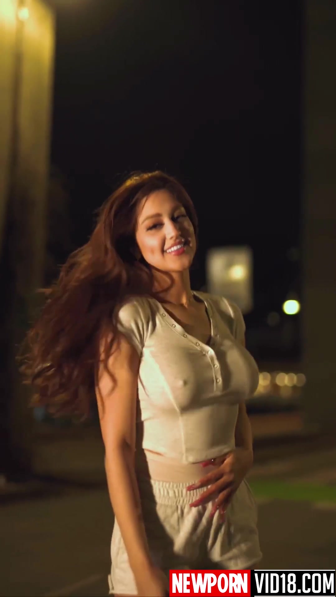 Diva Flawless  video showing off her nipple hot trending!