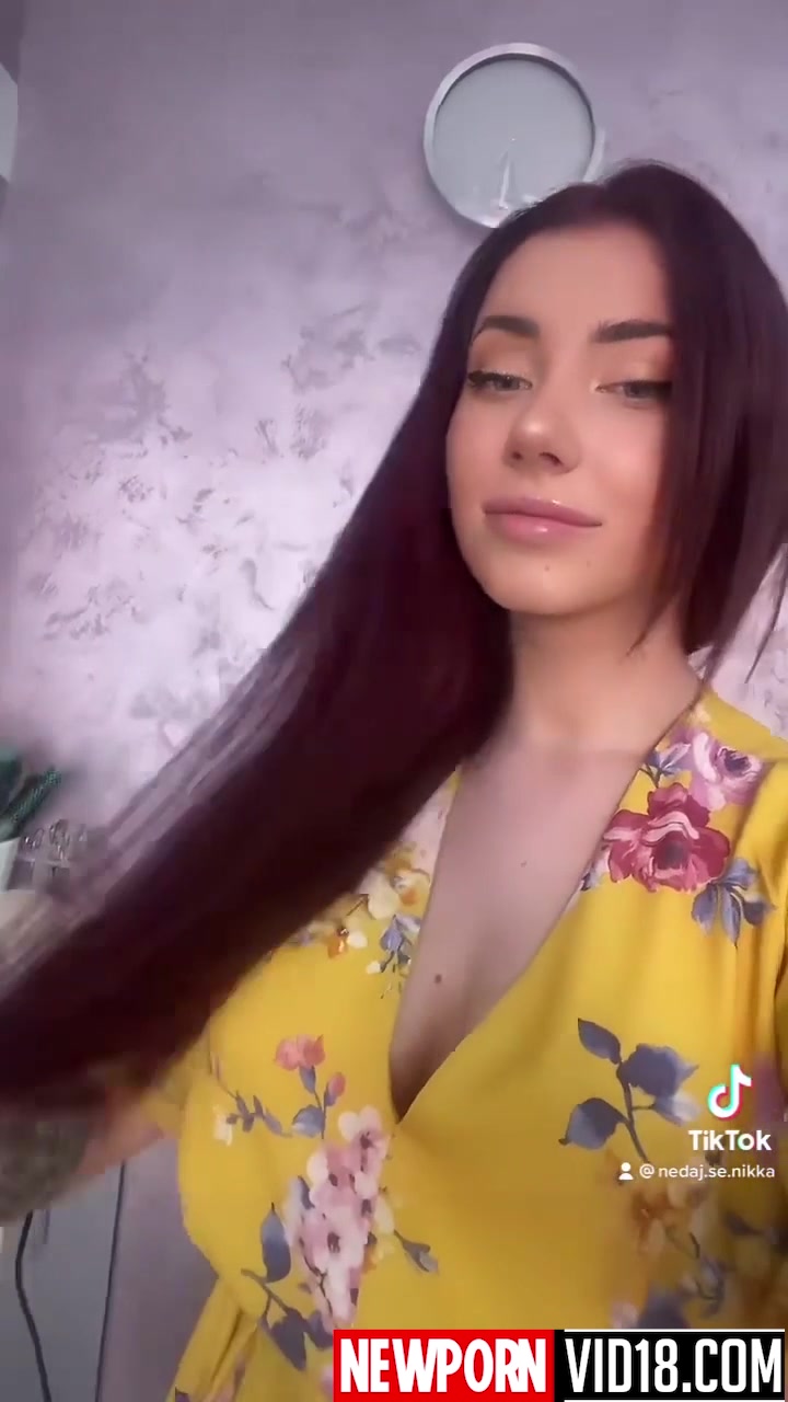 Nika Ilcic – does her perfect body fascinate you???