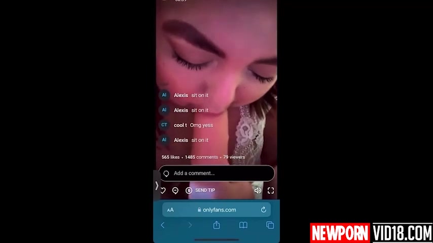 Urmom49519070 twitter nude masturbating blowjb with dildo!!!