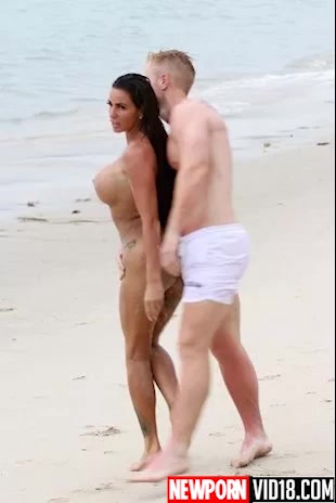 Katie Price  nude video with her boyfriend on the beach!!!