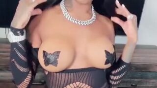Asian Da Brat / asiandabrat Onlyfans  topless video!!!