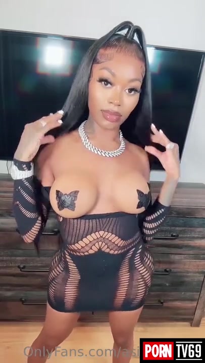 Asian Da Brat / asiandabrat Onlyfans  topless video!!!