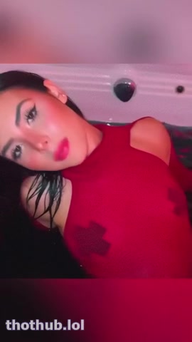 Andrea Botez Bathtub Nude Video Showing Off Her Nipple!!!