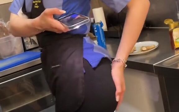 Butteronshift New Porn Video Shows Off Her Big Ass