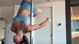 Vanessa Demopoulos – Sexy Pole Dancing