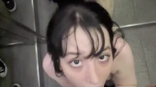 Bemelody Gives Cousin Blowjob In The Elevator