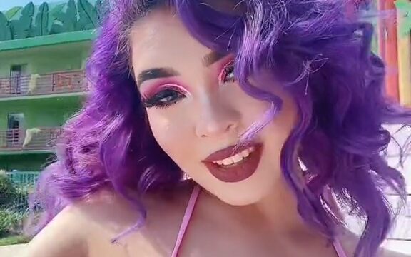 MaryRoseLiven Onlyfans Showing Off Her Big Boobs